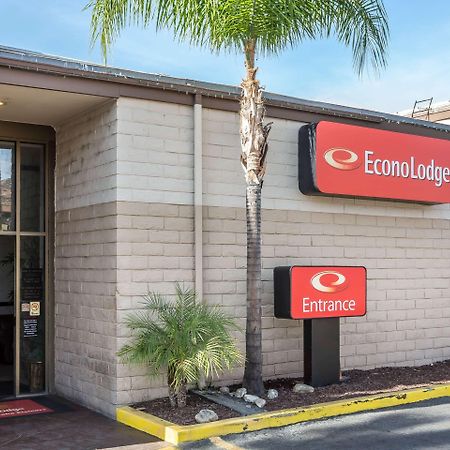 Econo Lodge Lake Elsinore Casino Екстериор снимка