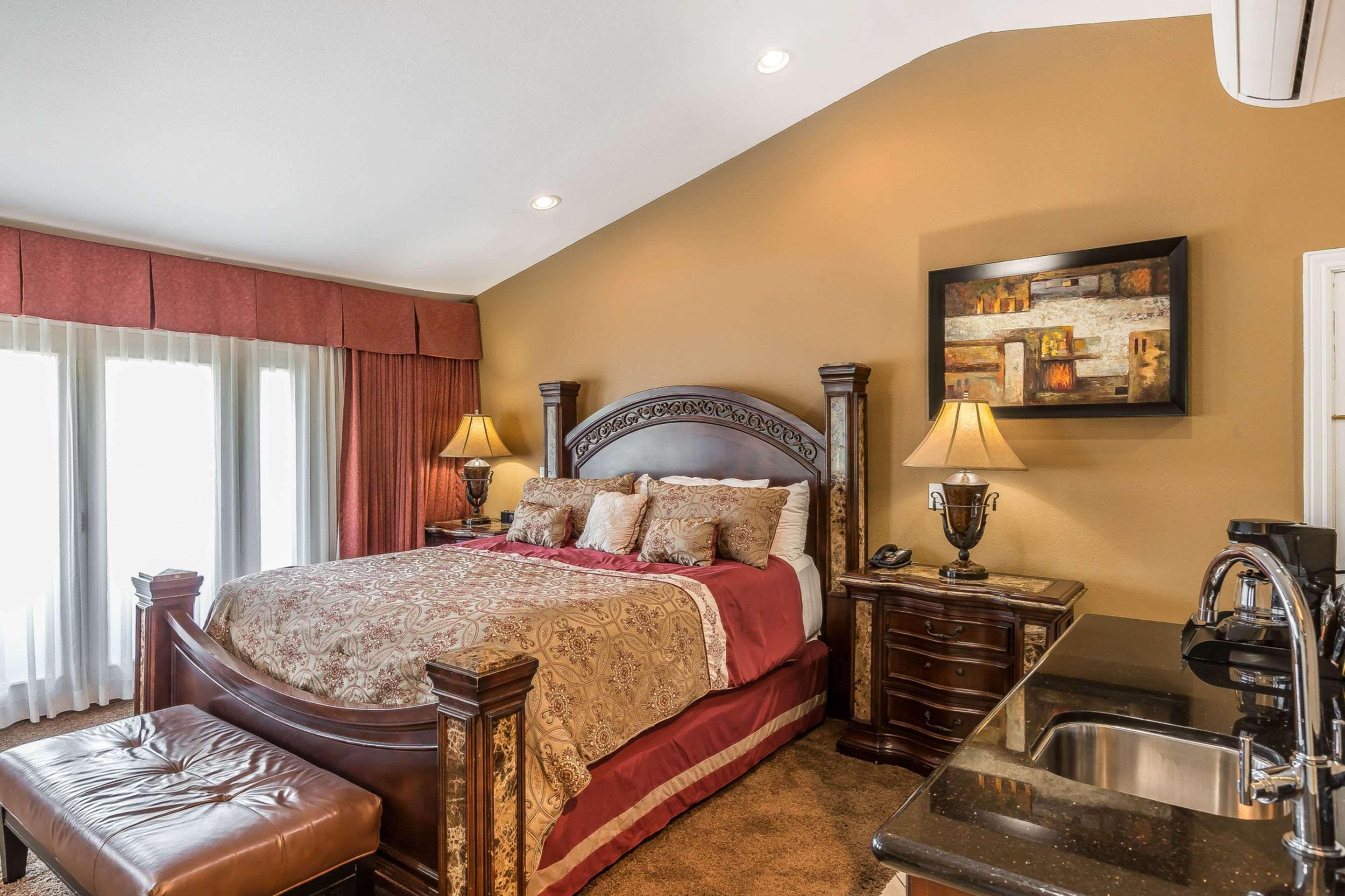 Econo Lodge Lake Elsinore Casino Екстериор снимка