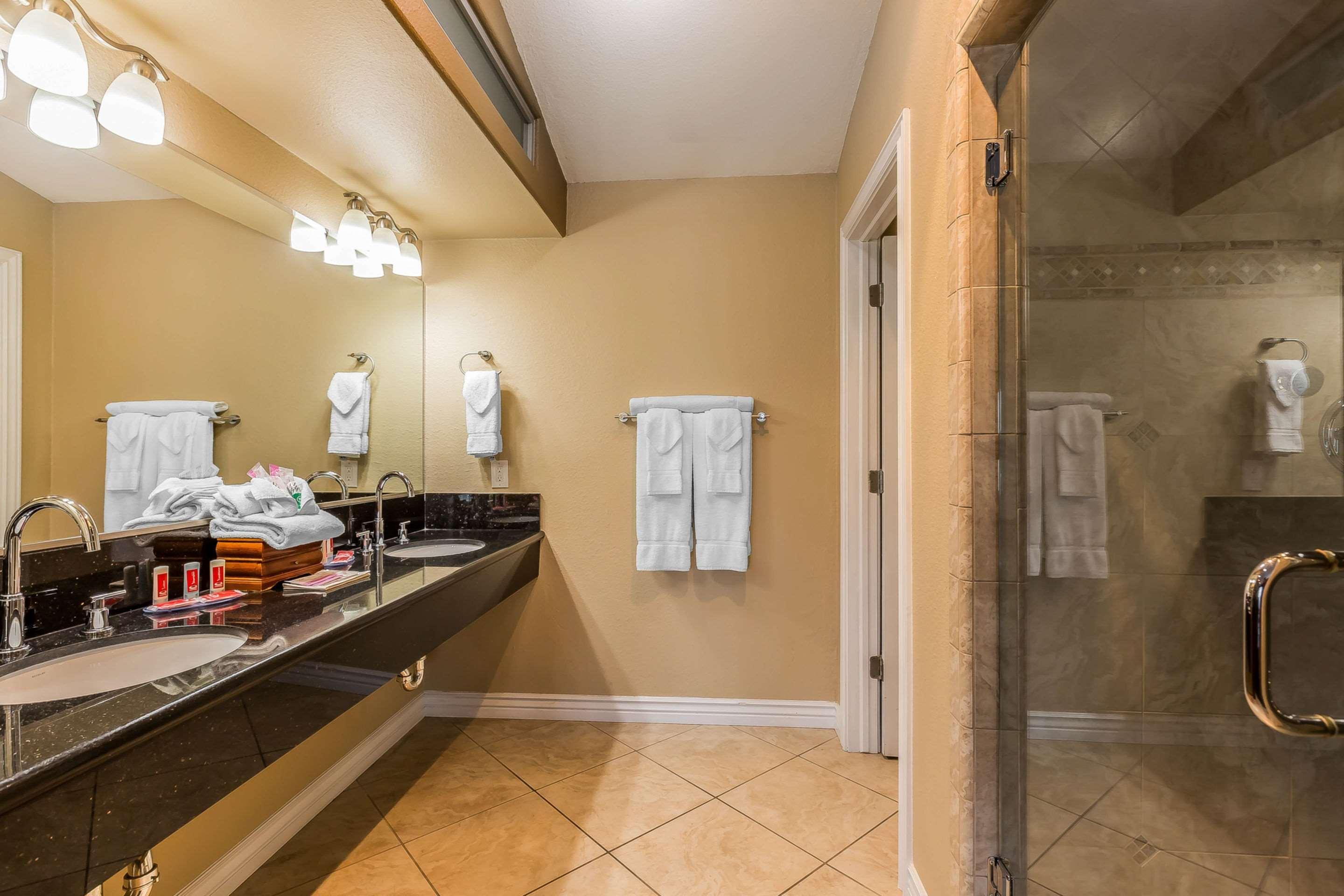 Econo Lodge Lake Elsinore Casino Екстериор снимка