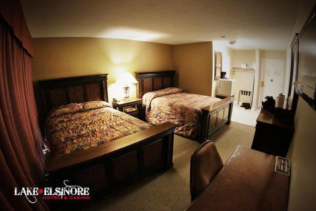 Econo Lodge Lake Elsinore Casino Екстериор снимка