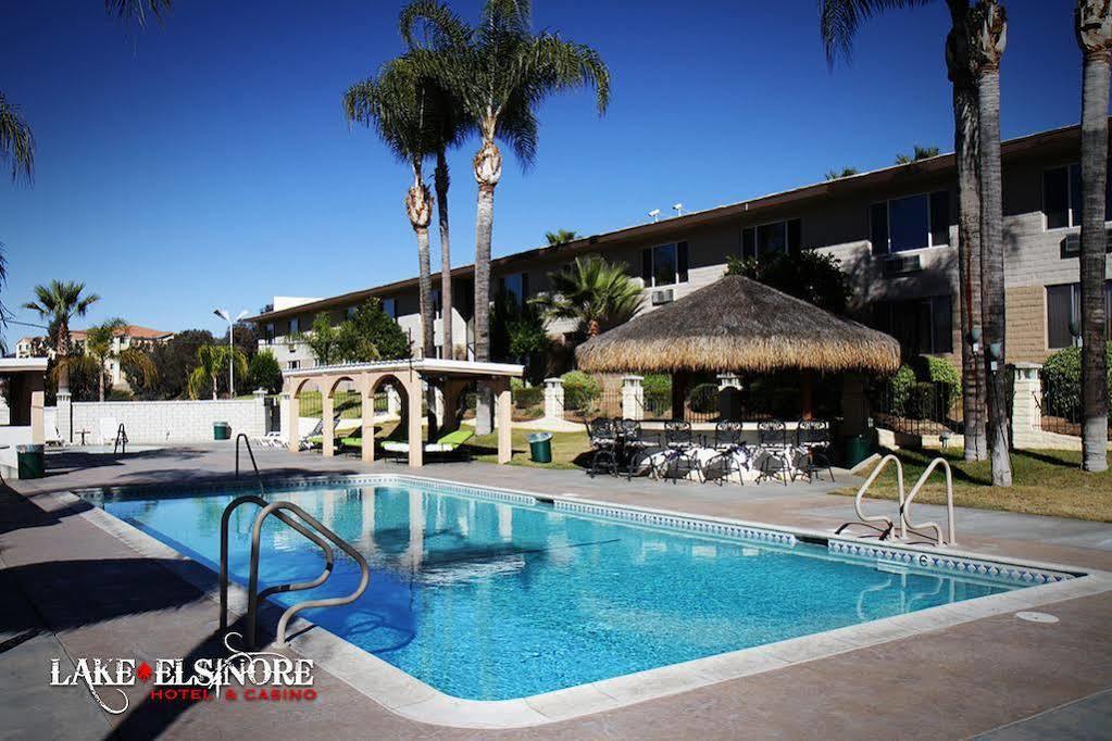 Econo Lodge Lake Elsinore Casino Екстериор снимка